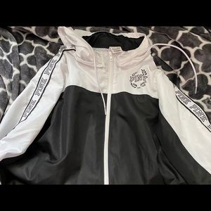 PINK wind breaker